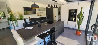  Maison � vendre 8 pi�ces 242 m�