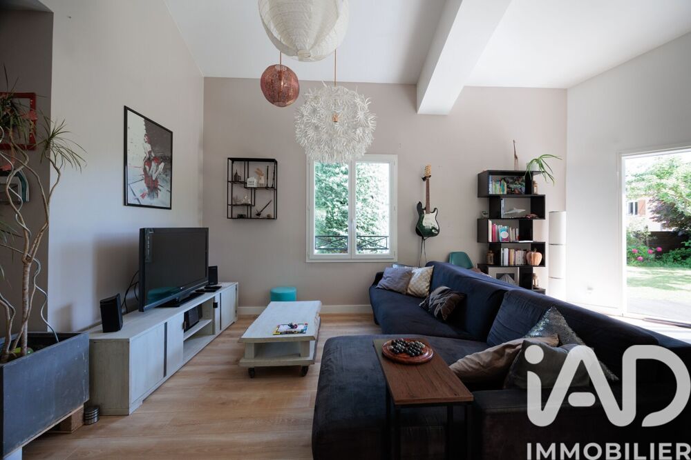 à vendre  Maison Saint-Genis-les-Ollières (69290)