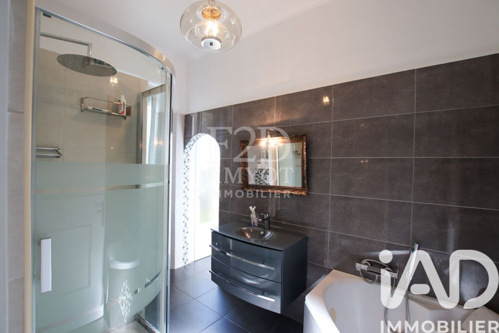 à vendre  Appartement Saint-Laurent-du-Var (06700)