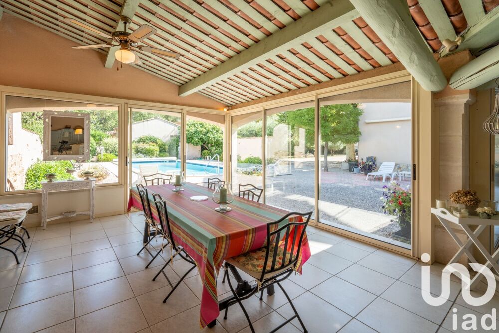 à vendre  Maison Saint-Saturnin-lès-Avignon (84450)