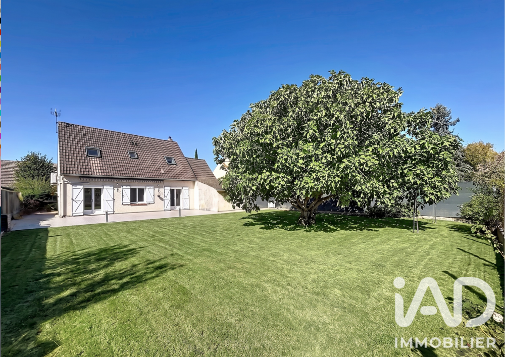 Vente Maison Vente Maison traditionnelle 7 pièces Les chapelles-bourbon