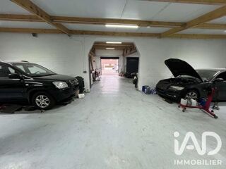  Parking / Garage à vendre 477 m²