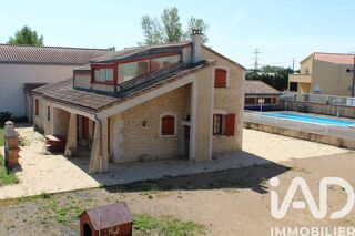  Immeuble à vendre 272 m²