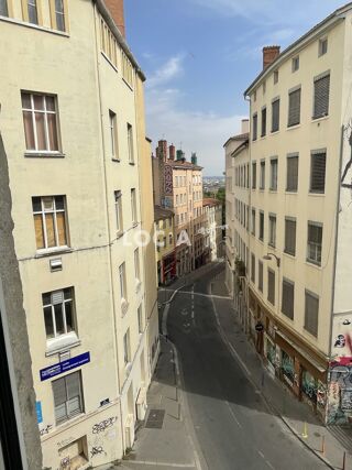  Appartement à louer 1 pièce 25 m²