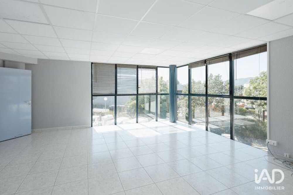   Vente Bureaux 140 m&sup2; Aubagne