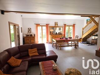  Maison � vendre 5 pi�ces 220 m�