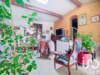  Maison à vendre 15 + pièces 285 m²