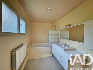  Appartement à louer 3 pièces 91 m²