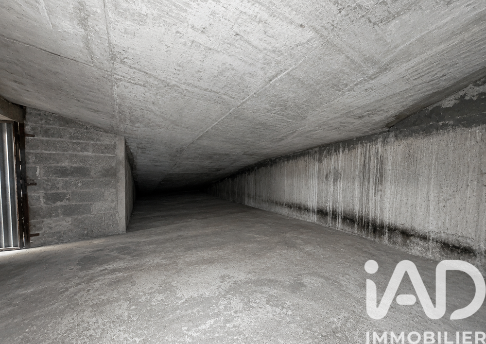 Vente Parking/Garage Vente Parking 42 m&sup2; Paris 10