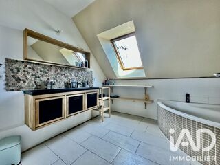  Maison à louer 8 pièces 113 m²