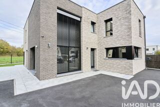  Maison � vendre 6 pi�ces 210 m�