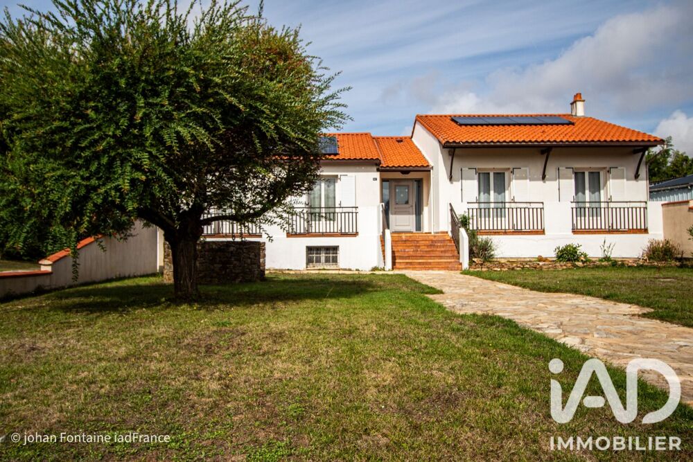Vente Maison Vente Maison traditionnelle 10 pièces La copechagnière