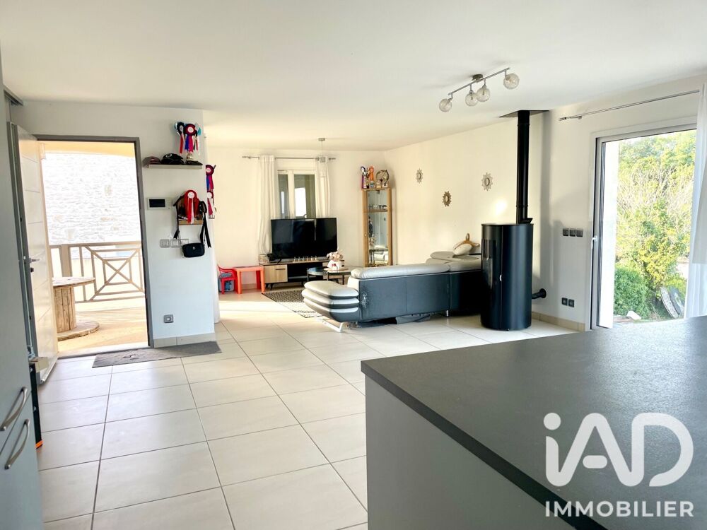 Vente Maison Vente Maison/villa 5 pièces Roullet-saint-estèphe