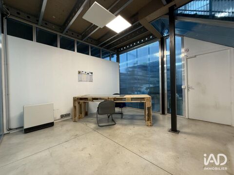   Location Boutique/Local commercial 108 m&sup2; 