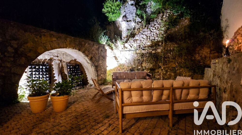à vendre  Maison Gilette (06830)