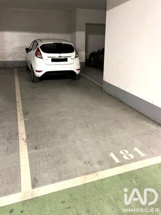  Parking / Garage à vendre 50 m²