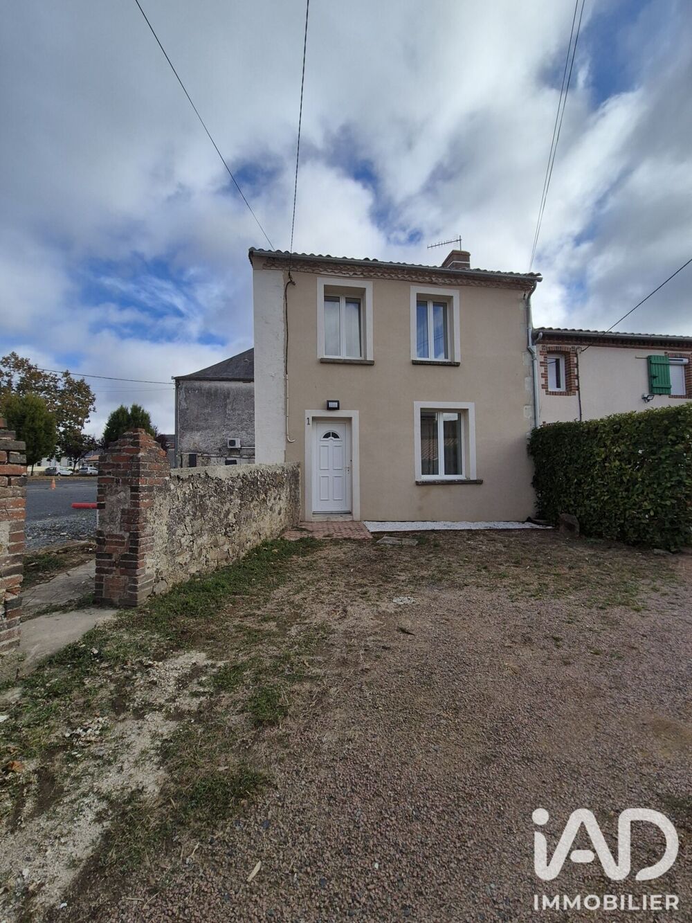 Vente Maison Vente Maison de village 3 pièces Saint maurice Étusson