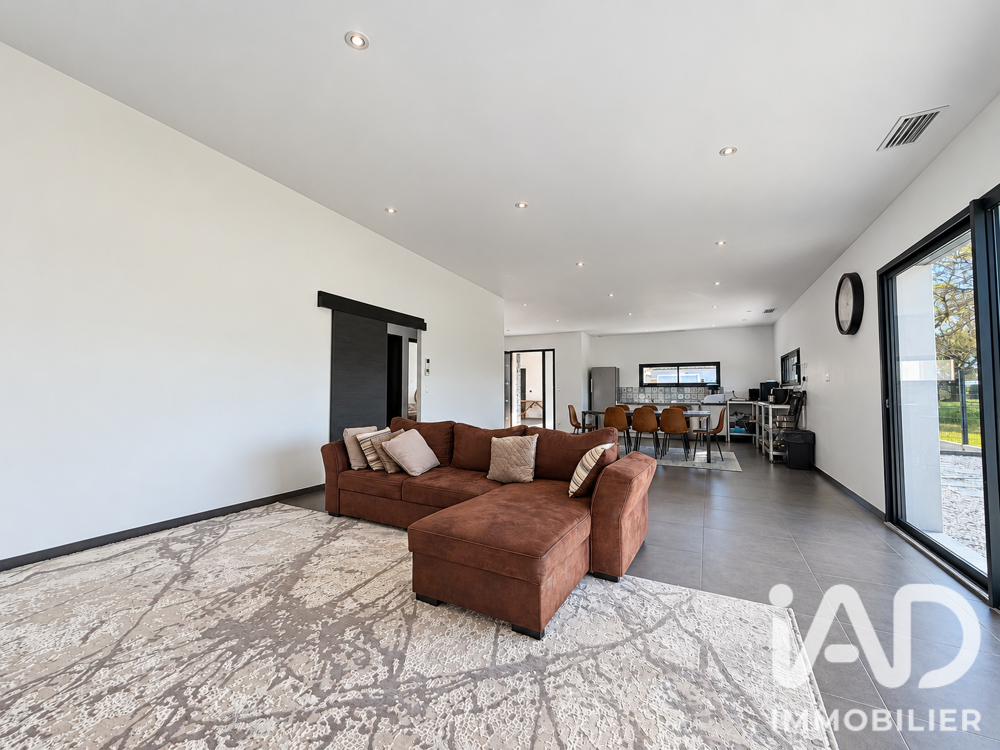 Vente Maison Vente Maison/villa 5 pièces Saint-médard-de-guizières