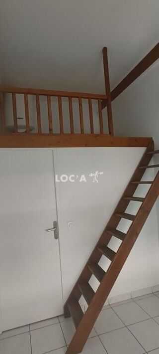  Appartement à louer 1 pièce 32 m²