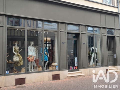 Vente Habillement, Textile 80 m&sup2; 130000 10000 Troyes