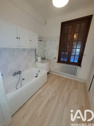  Immeuble � vendre 240 m�