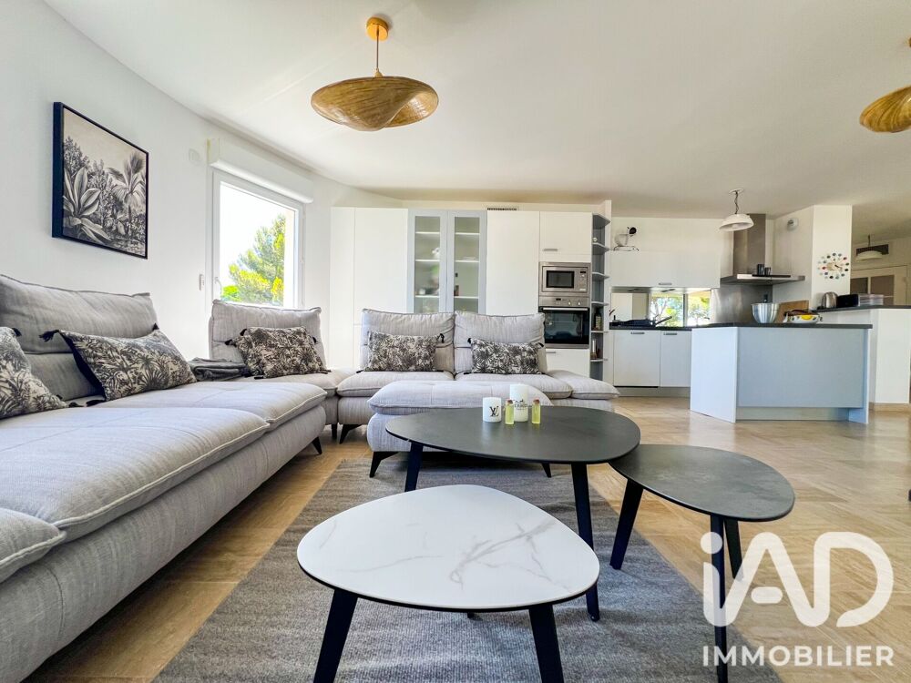 à vendre  Appartement Hyères (83400)