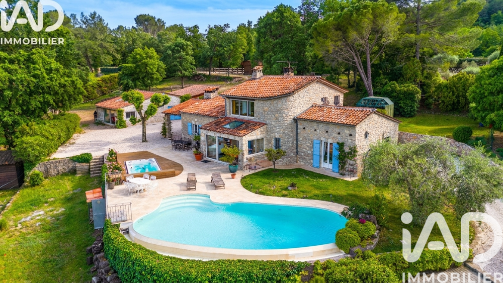Vente Maison Vente Demeure 7 pièces Fayence
