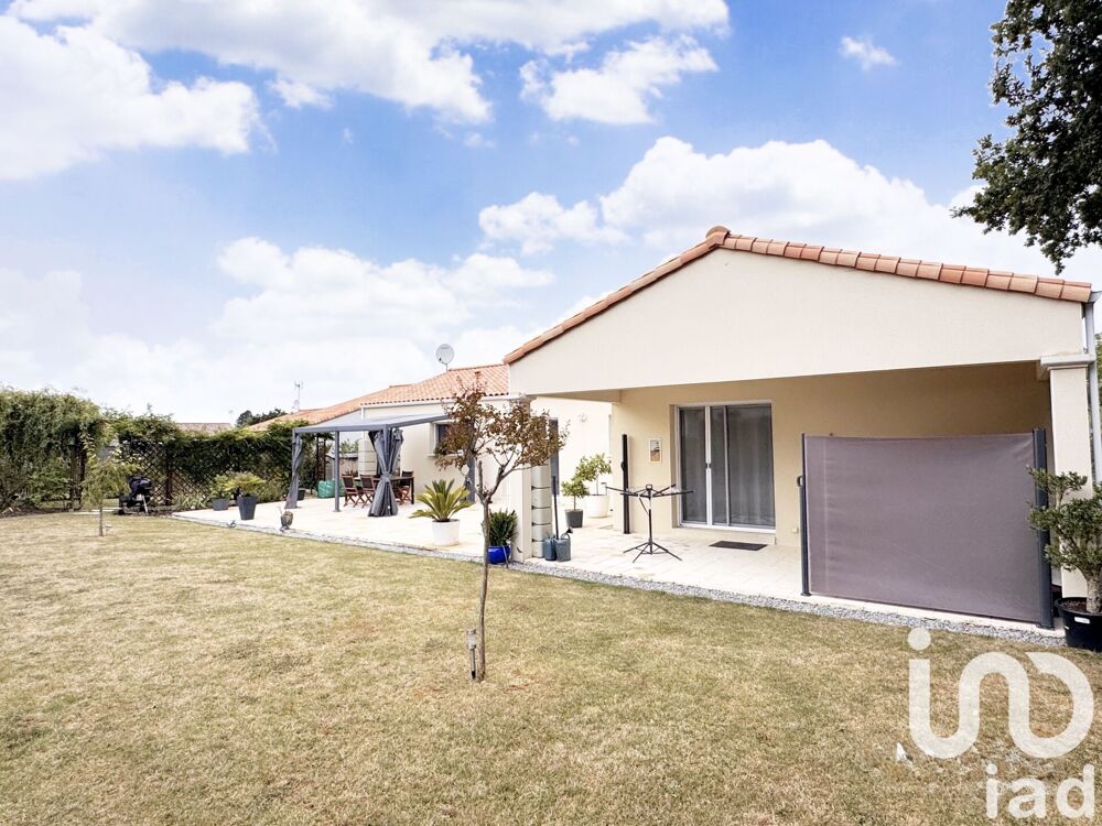 Vente Maison Vente Maison de village 4 pièces Saint-maurice-le-girard