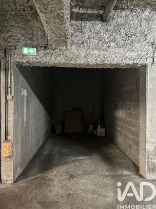  Parking / Garage � vendre 12 m�