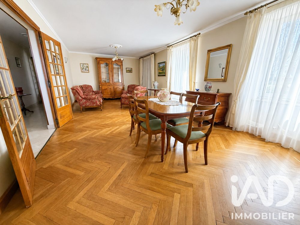 Vente Maison Vente Maison de campagne 8 pièces Baignes-sainte-radegonde