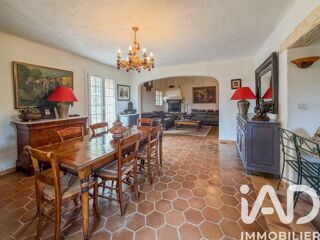  Maison à vendre 8 pièces 233 m²