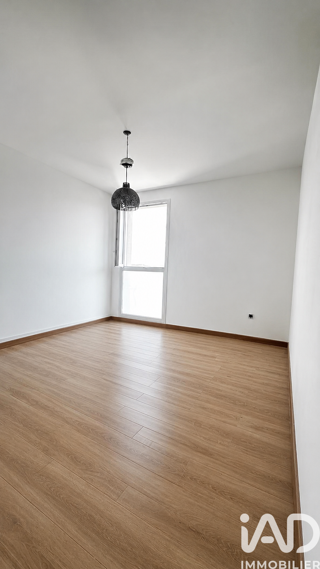  Appartement à louer 3 pièces 55 m²