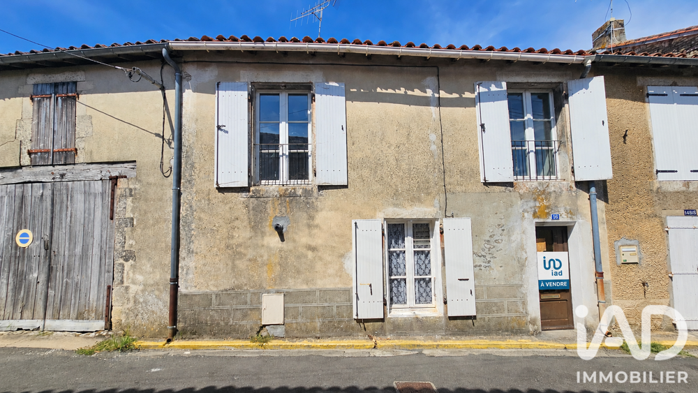 Vente Maison Vente Maison de ville 4 pièces Ruffec