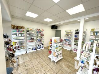  Immeuble à vendre 369 m²