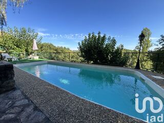  Maison à vendre 10 pièces 220 m²