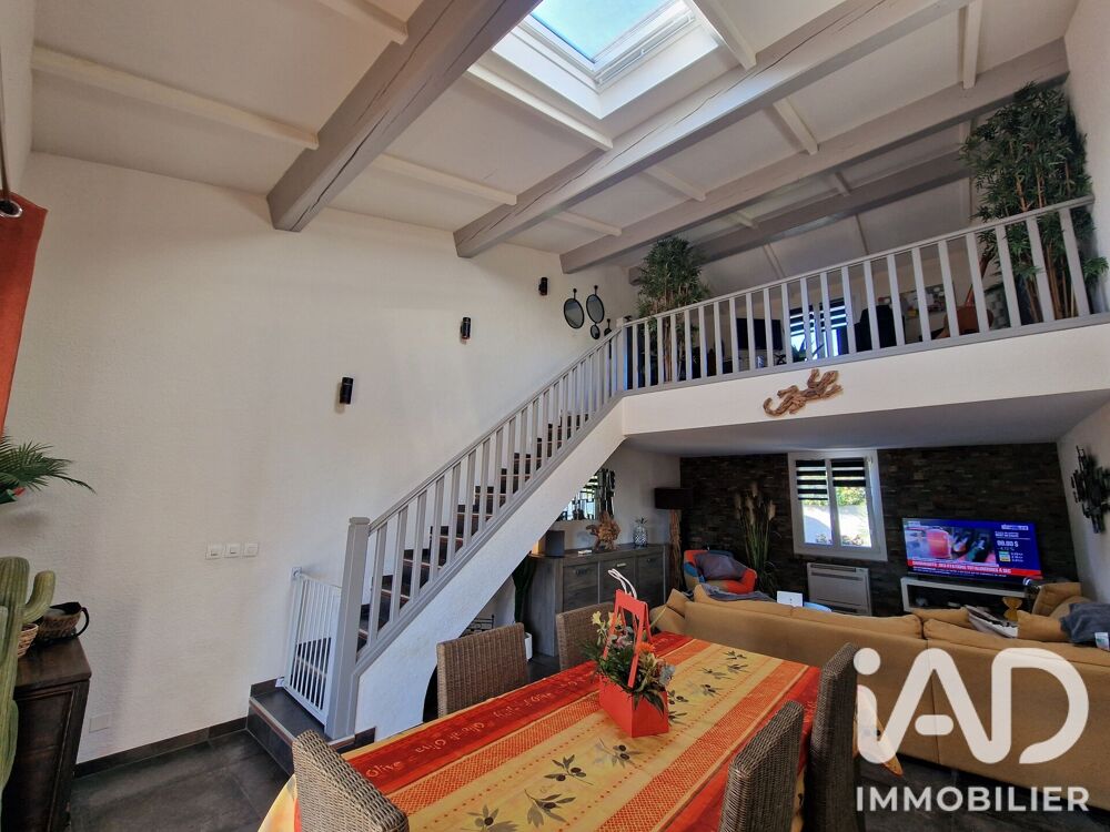 Vente Maison Vente Maison traditionnelle 4 pièces Sanary-sur-mer