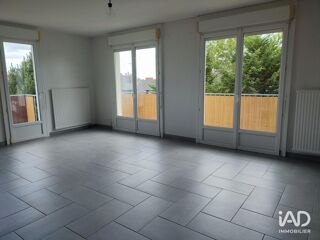  Appartement à louer 3 pièces 75 m²