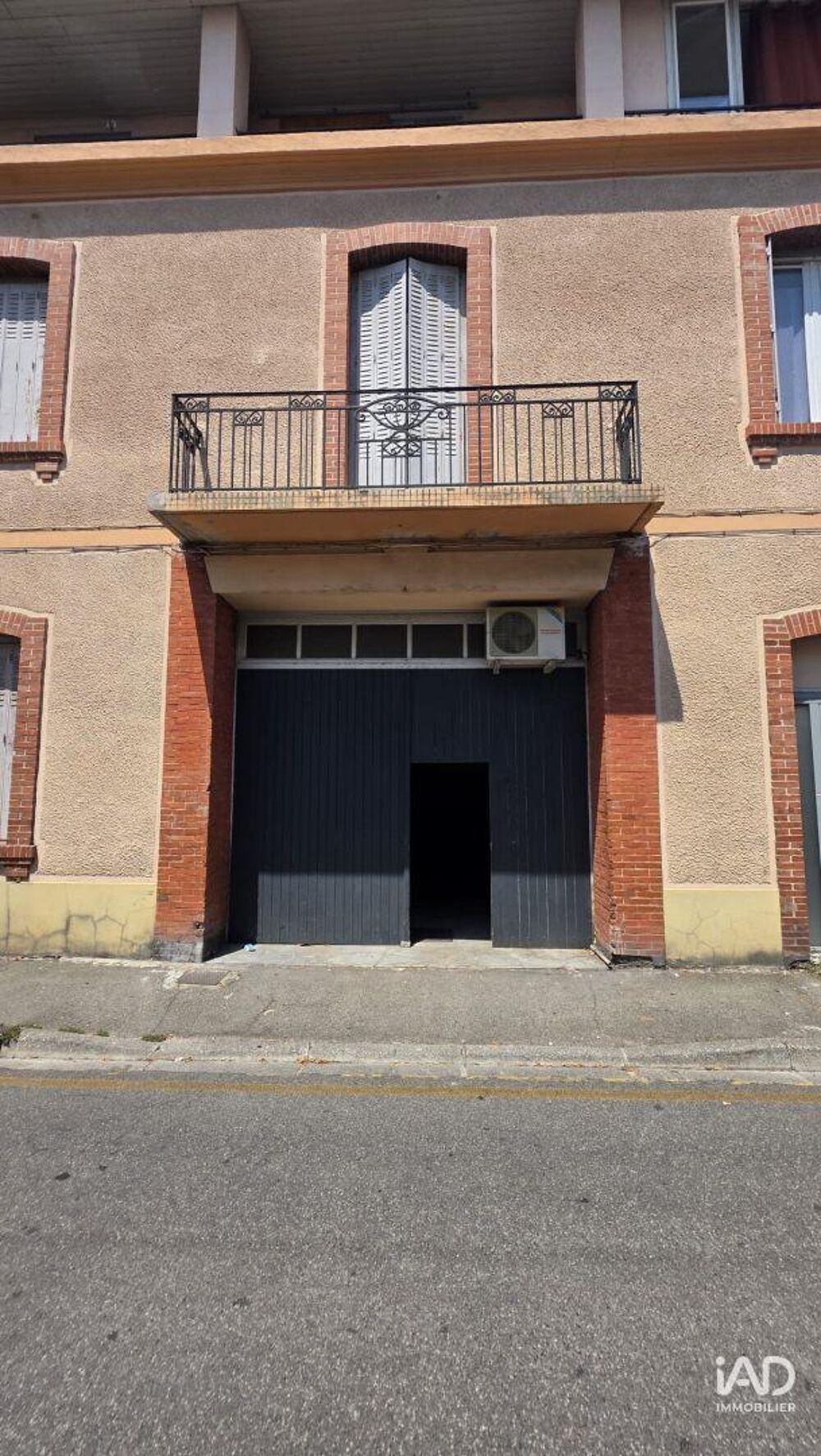   Location Surface diverse 118 m&sup2; 