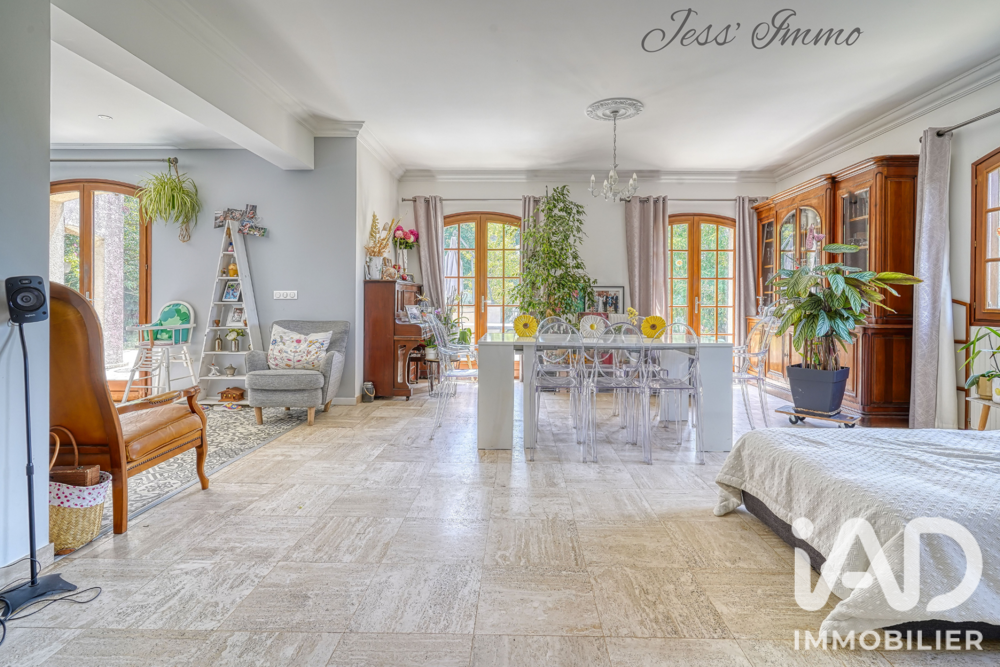 à vendre  Maison La Ville-du-Bois (91620)