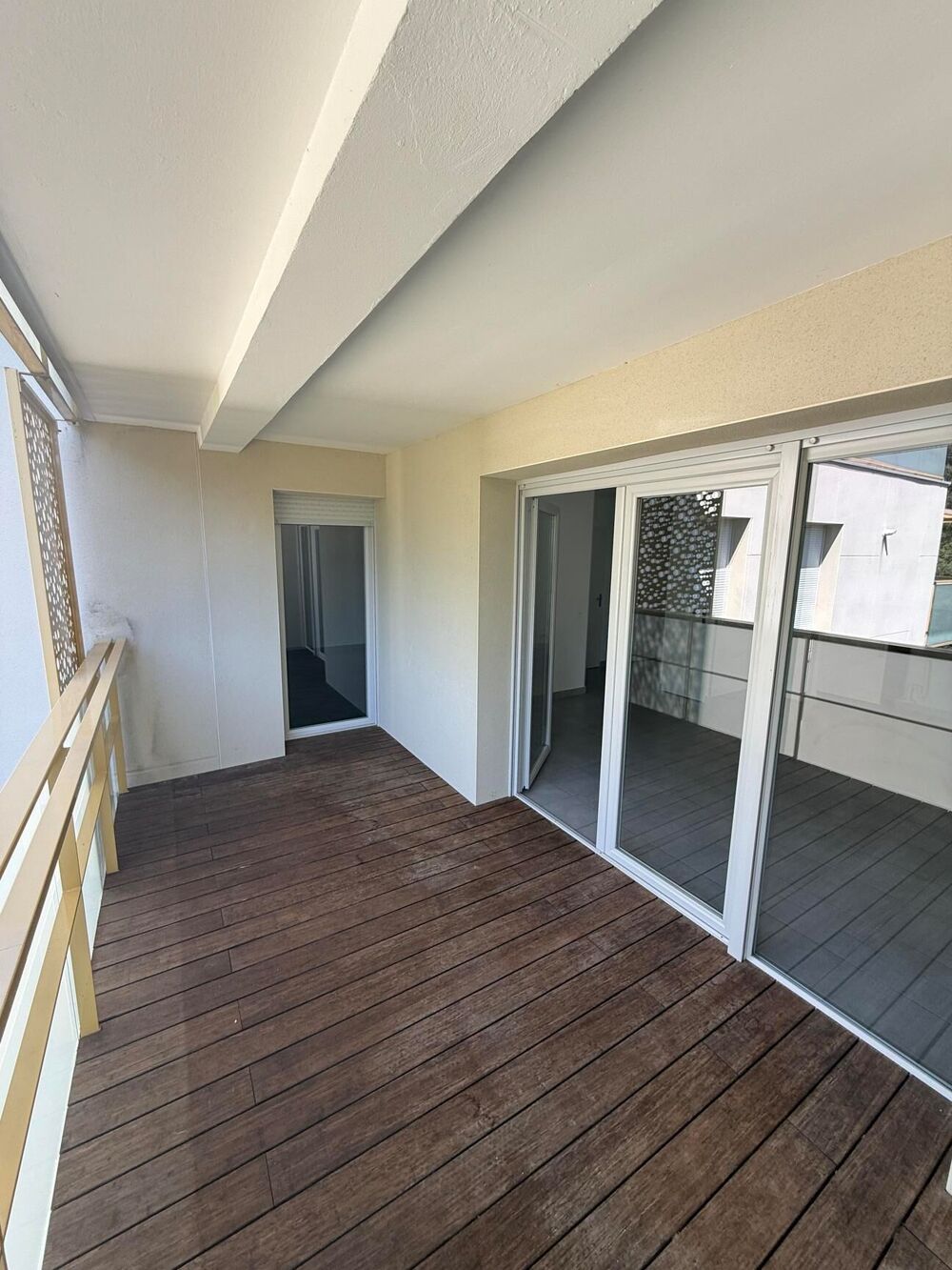 Vous cherchez un appartement où vous installer en toute ....