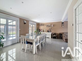  Maison à vendre 8 pièces 215 m²