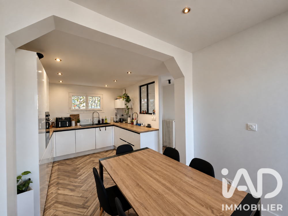 Vente Maison Vente Maison de ville 4 pièces Décines-charpieu