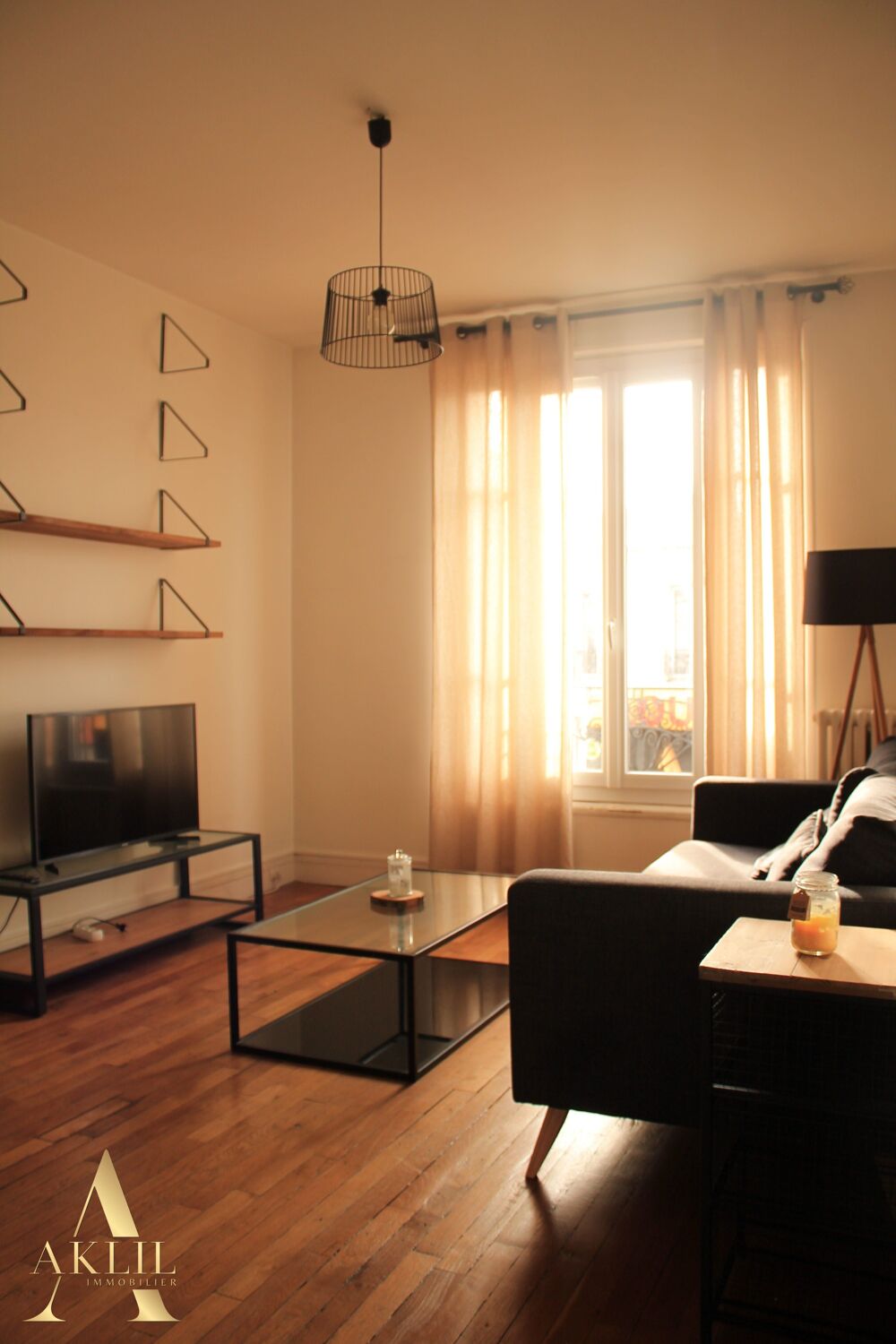 Location Appartement Appartement 2 pièces meublé, fonctionnel et bien situé Asnières-sur-seine