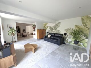  Maison à vendre 10 pièces 368 m²