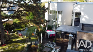  Maison à vendre 8 pièces 243 m²