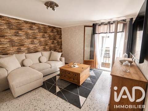   Vente Maison de village 4 pièces Maison - 4 pièce(s) - 79 m²