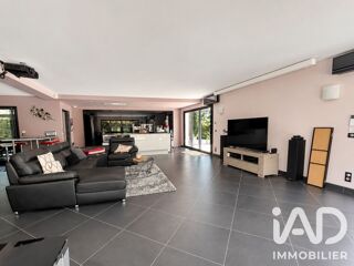 Maison à vendre 6 pièces 243 m²