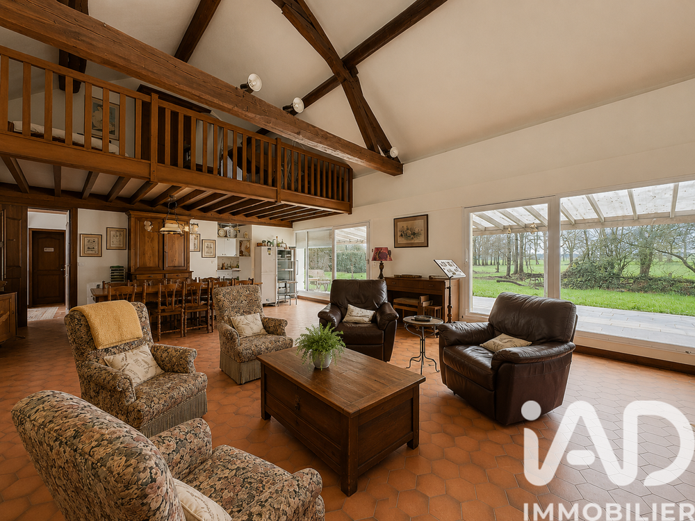 Vente Maison 7 pièces 220 m² - Vue 3