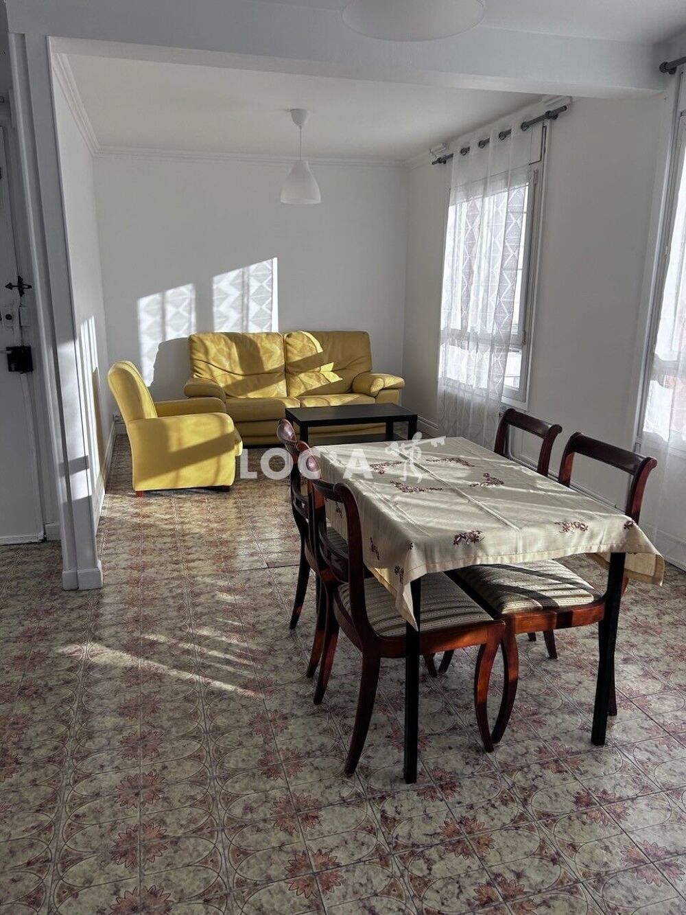 location Appartement - 3 pièce(s) - 61 m² Dijon (21000)