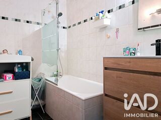  Appartement à louer 3 pièces 66 m²